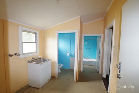 Property photo of 16 Leschenault Street Lockyer WA 6330