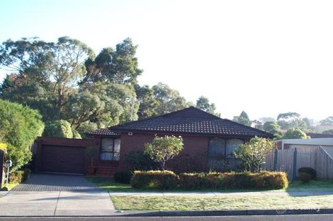 75 Sydney Parkinson Ave, Endeavour Hills, VIC 3802