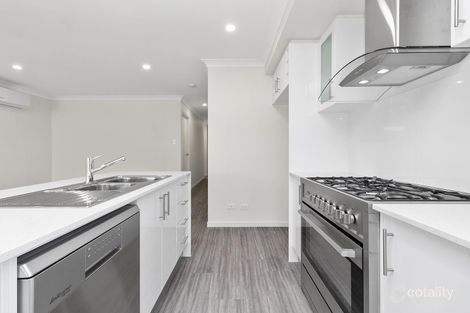 Property photo of 35 Aberdeen Circuit Spring Mountain QLD 4300