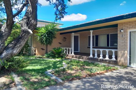 8 Minnamurra Cres, Hillvue, NSW 2340