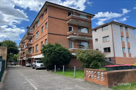 9/64 Hamilton Rd, Fairfield, NSW 2165