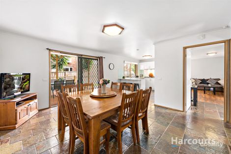 Property photo of 1 Robin Place South Morang VIC 3752