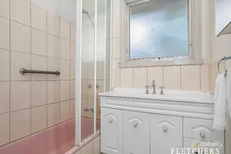 Property photo of 1/27 Harry Street Cranbourne VIC 3977