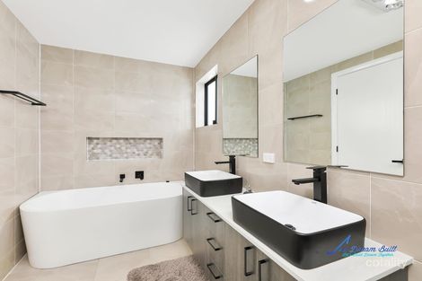 Property photo of 69 Brassil Avenue Claymore NSW 2559