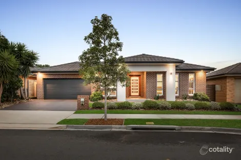 10 Carter St, Oran Park, NSW 2570