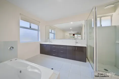 Property photo of 13 Colesbrook Drive Byford WA 6122