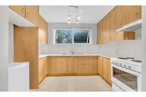 Property photo of 1/1366 Dandenong Road Hughesdale VIC 3166