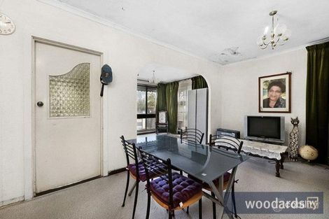 Property photo of 12 Jindabyne Avenue Chadstone VIC 3148