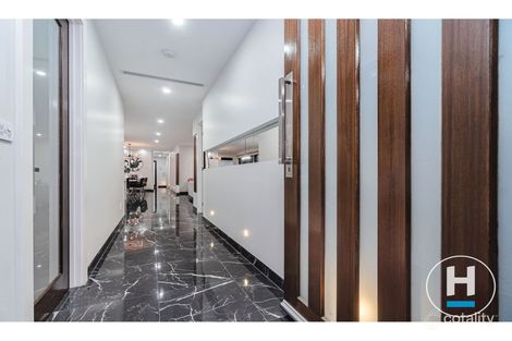 Property photo of 49 Featherwood Crescent Craigieburn VIC 3064