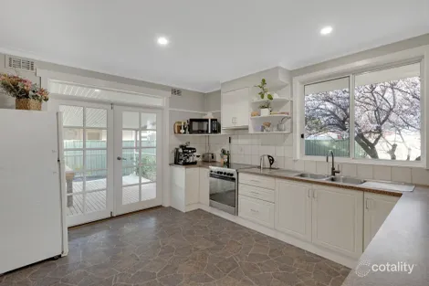 Property photo of 21 Higgins Street Wangaratta VIC 3677