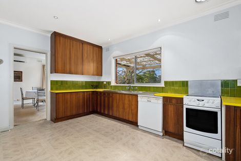 Property photo of 10 Yanigin Drive Glen Waverley VIC 3150