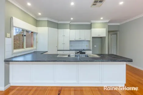 Property photo of 20 Carinya Drive Gisborne VIC 3437