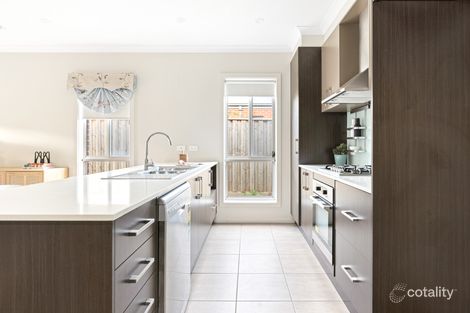 Property photo of 16 Fairhall Avenue Werribee VIC 3030