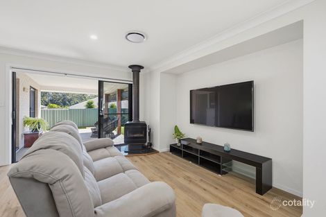 Property photo of 49 Corymbia Loop Wauchope NSW 2446