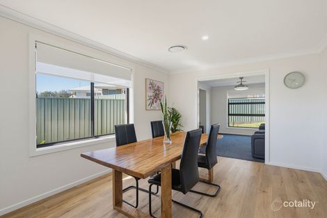 Property photo of 49 Corymbia Loop Wauchope NSW 2446