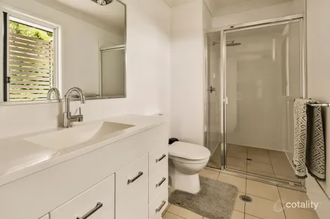 Property photo of 17A George Street Newtown QLD 4305