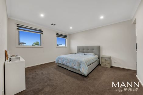 Property photo of 87 Errol Boulevard Mickleham VIC 3064