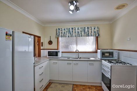 Property photo of 38 Champagne Crescent Wilsonton Heights QLD 4350