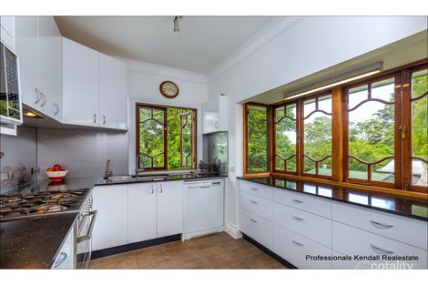 Property photo of 9 Knoll Road Tamborine Mountain QLD 4272
