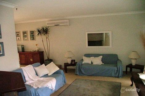 Property photo of 23 Radian Road Beldon WA 6027