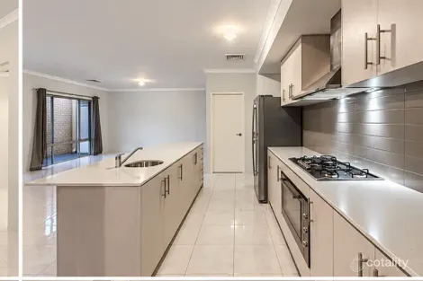 Property photo of 11 Daybreak Loop Wellard WA 6170
