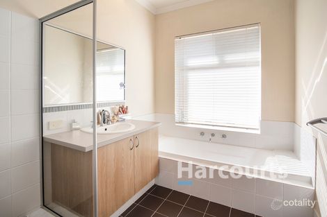 Property photo of 13 Nougat Crescent Yalyalup WA 6280