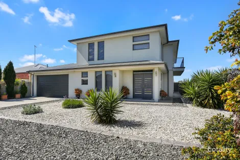 Property photo of 22-24 Haugh Street Lovely Banks VIC 3213