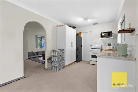 Property photo of 11 O'Sullivan Drive Camillo WA 6111