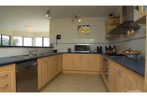 Property photo of 15 Mangrove Court Aspendale Gardens VIC 3195