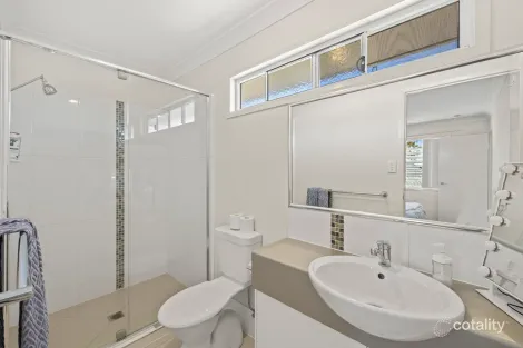 Property photo of 3/270A Bridge Street Newtown QLD 4350