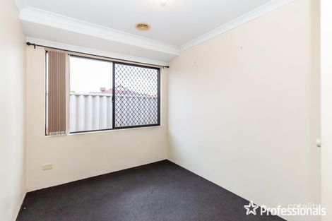 Property photo of 2 Viana Loop Seville Grove WA 6112
