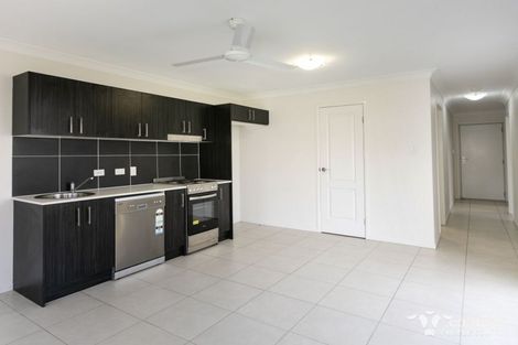 Property photo of 2/9 Knightsbridge Drive Chuwar QLD 4306
