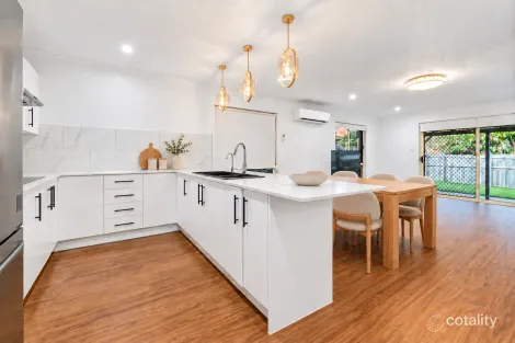 Property photo of 24 Centennial Way Forest Lake QLD 4078