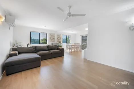Property photo of 10 Pandanus Avenue Kin Kora QLD 4680