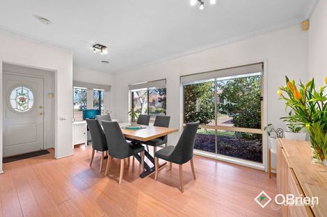 Property photo of 9 Poppy Place Carrum Downs VIC 3201