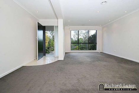 Property photo of 2 Furphy Place Garran ACT 2605