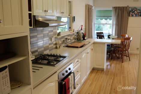 Property photo of 25 Livingstone Street Beaufort VIC 3373