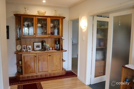 Property photo of 25 Livingstone Street Beaufort VIC 3373