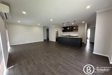 Property photo of 12 Pennant Boulevard Geographe WA 6280