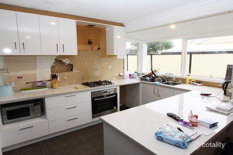 Property photo of 1 Woorite Place Wyndham Vale VIC 3024