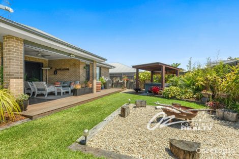 Property photo of 35 Summercloud Crescent Vincentia NSW 2540