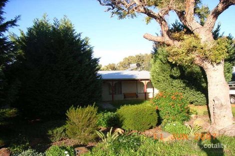 Property photo of 5 Wendowie Place Serpentine WA 6125