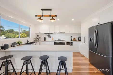 11 Kabura St, Clontarf, QLD 4019