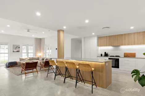 Property photo of 31 Spindle Street Palm Beach QLD 4221