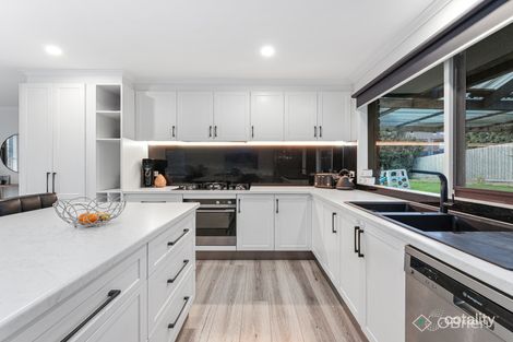 Property photo of 56 Carrington Crescent Carrum Downs VIC 3201