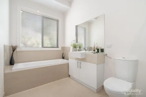 Property photo of 32 Edward Street Donvale VIC 3111