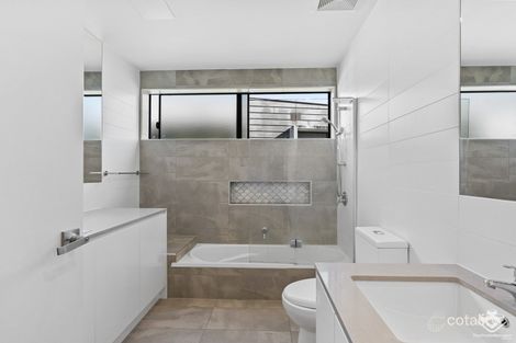 Property photo of 49 Florabella Drive Robina QLD 4226