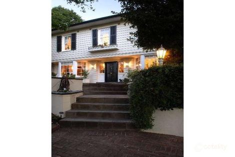 Property photo of 2 The Glade Springfield SA 5062