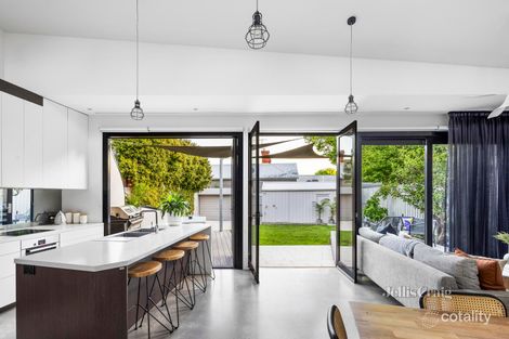 Property photo of 114 Separation Street Northcote VIC 3070