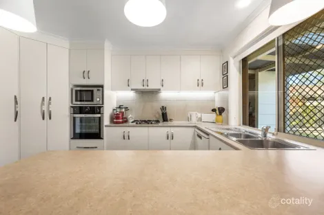 Property photo of 3 Shalamar Crescent Mount Gambier SA 5290